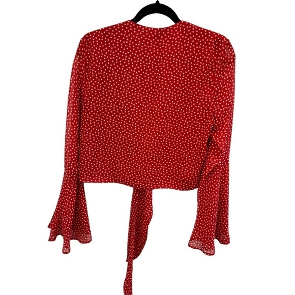 Urban Outfitters Red White Star Tie-Front Bell-Sleeve Cropped Top Size Large - Picture 2 of 4